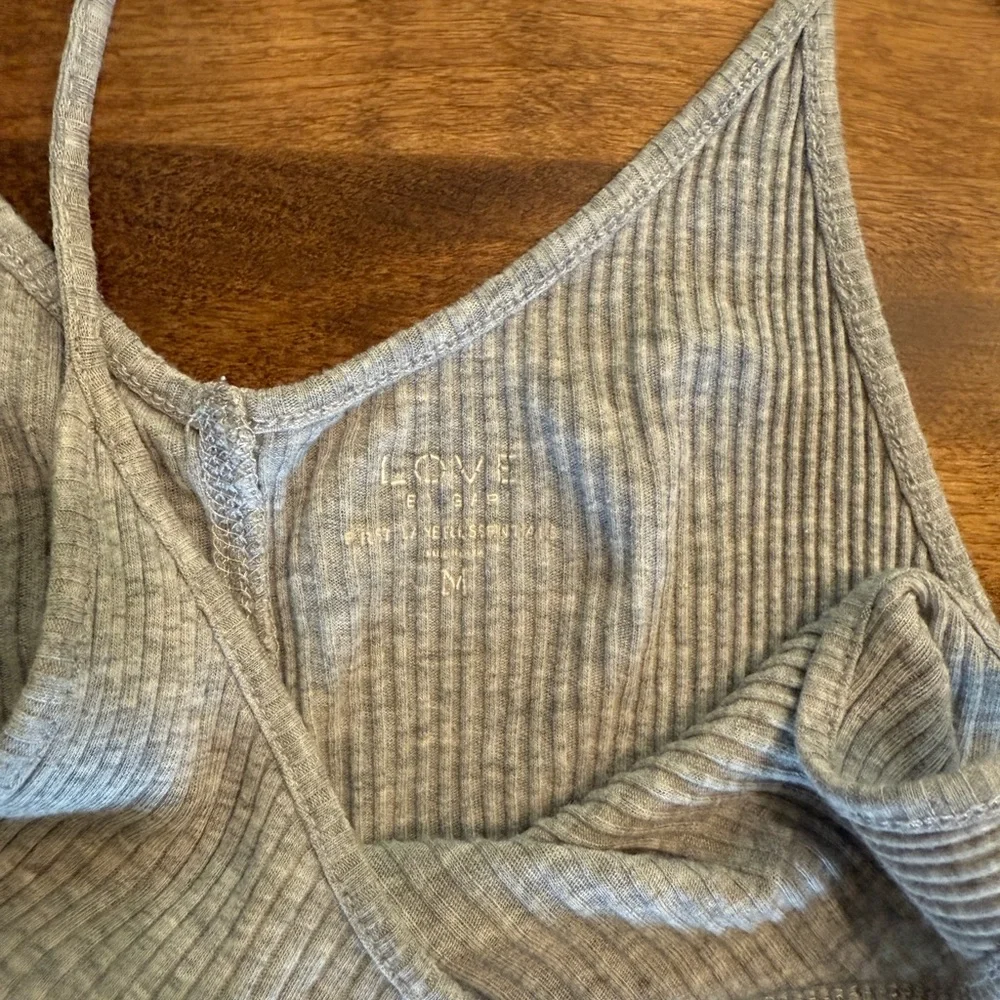 GAP Gray Ribbed Tank Top - Picture 2 of 3